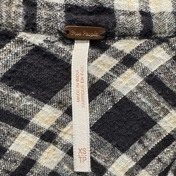 Free People button down - Picture 4 of 8